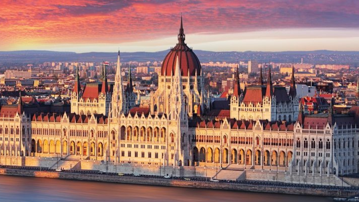 布达佩斯 APT Padel 旅游2022