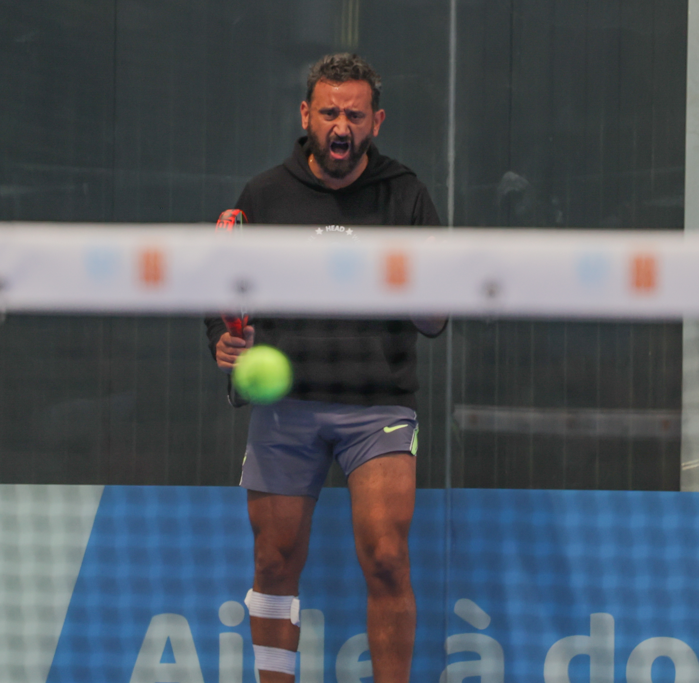 Cyril Hanouna Vamos padel