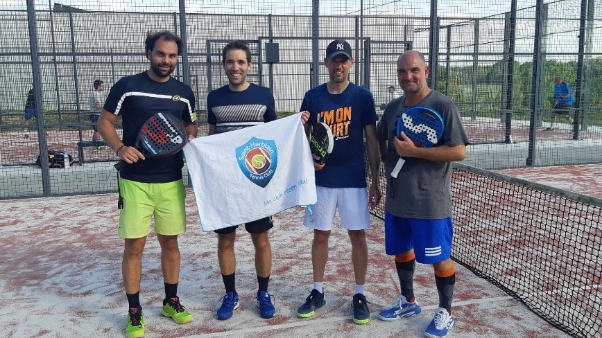 Chateaubriant Tennis Club: der padel immer höher
