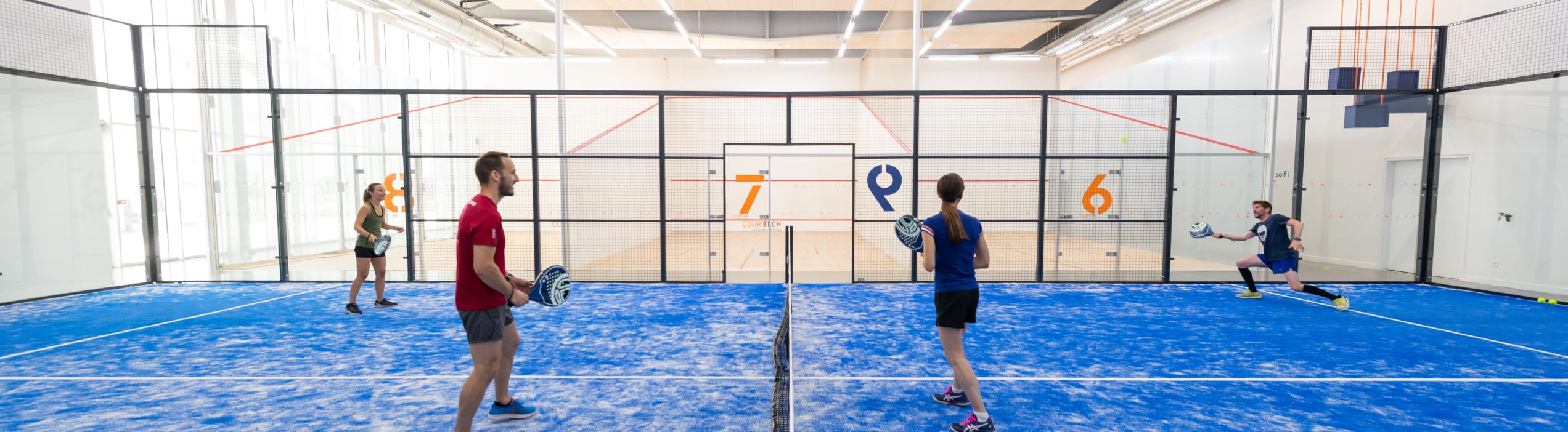 Albergue UCPA Sport Station París padel