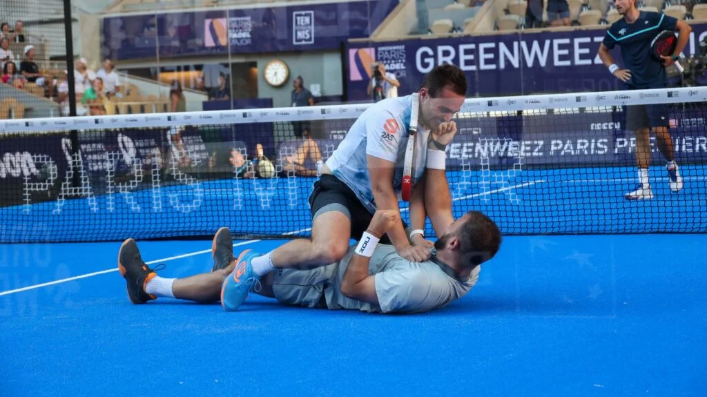Blanque-Maigret-embrassade-Roland-Garros-padel-2022 | Padel Magazine