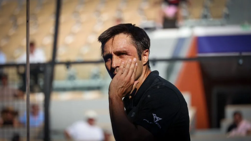 Fernando-Belasteguin-joue-balle-hematome-Paris-2022