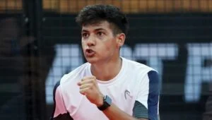 Ignacio Piotto poing serré apt tenerife 2022