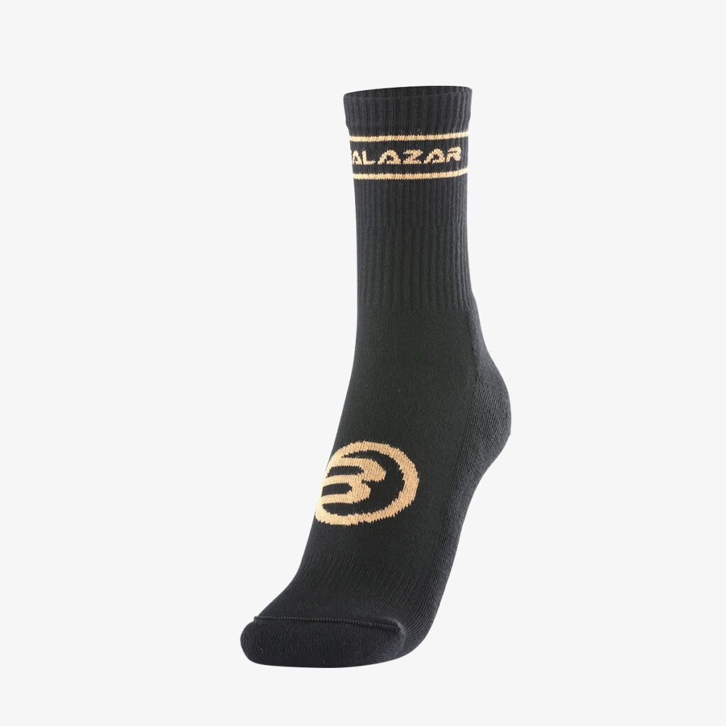 zwarte-sokken-Alejandra-Salazar-BullPadel