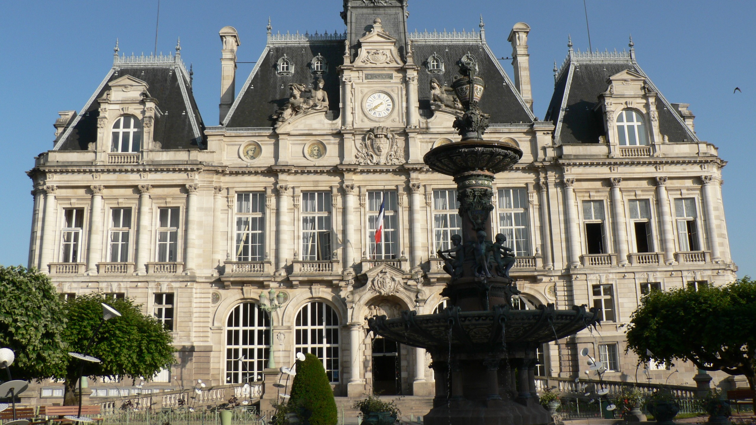 Limoges_ Town Hall 2