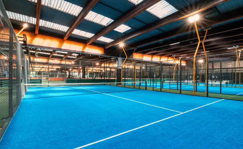 UrbanPadel is recruiting in several cities in France!