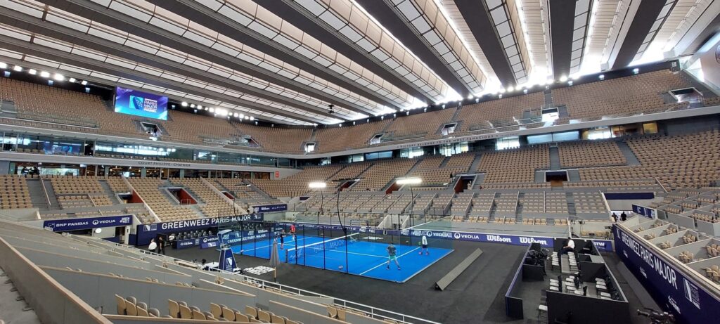 Roland Garros stadion gesloten dak