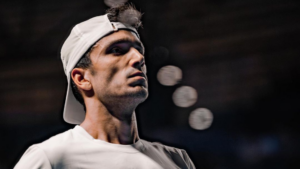 Ale Galan regard Milano P1 Premier Padel