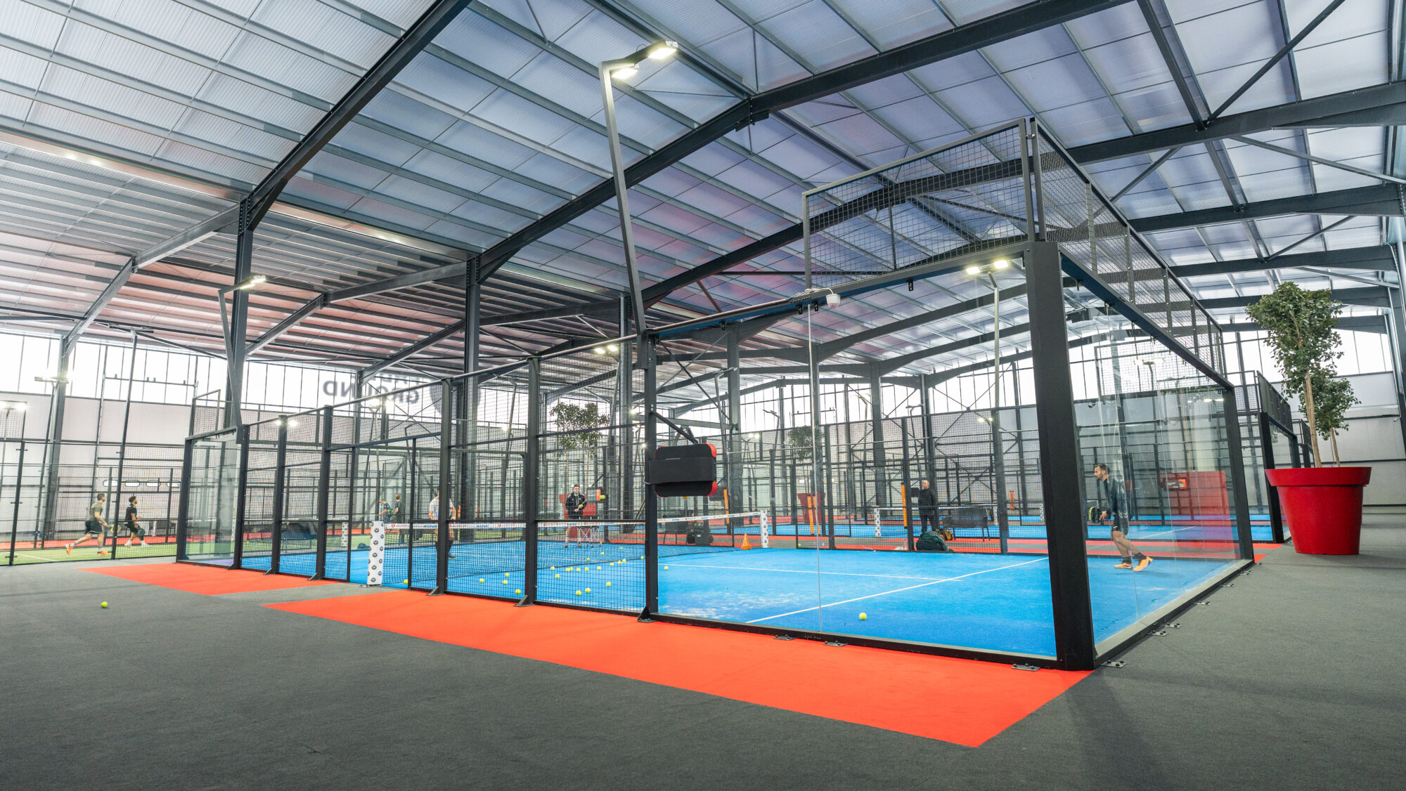 Padel-Ground-terrain-piste-de-padel