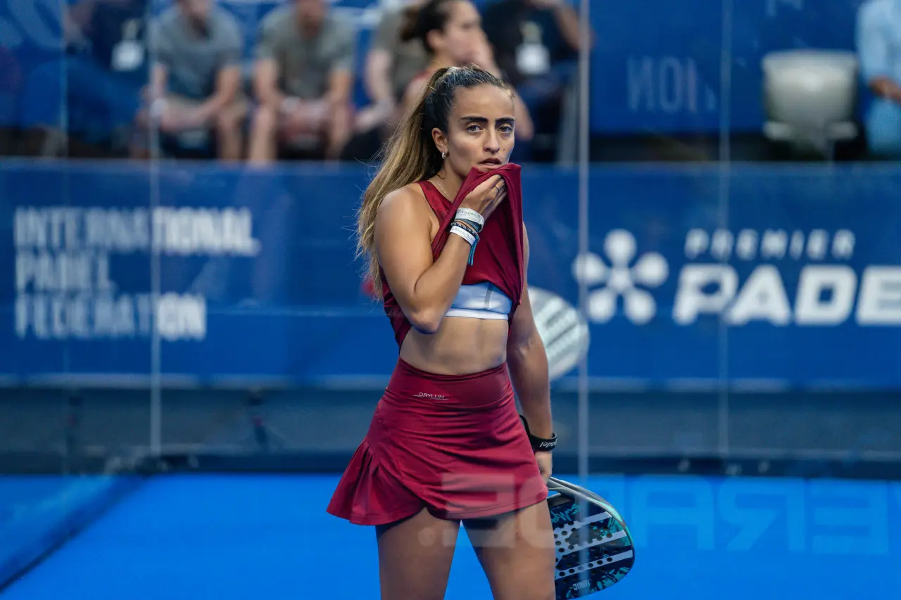 Claudia Jensen regard