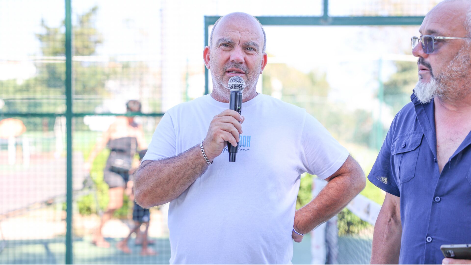 Frédéric Donne : “En amateur, le padel attire le public, le tennis non”