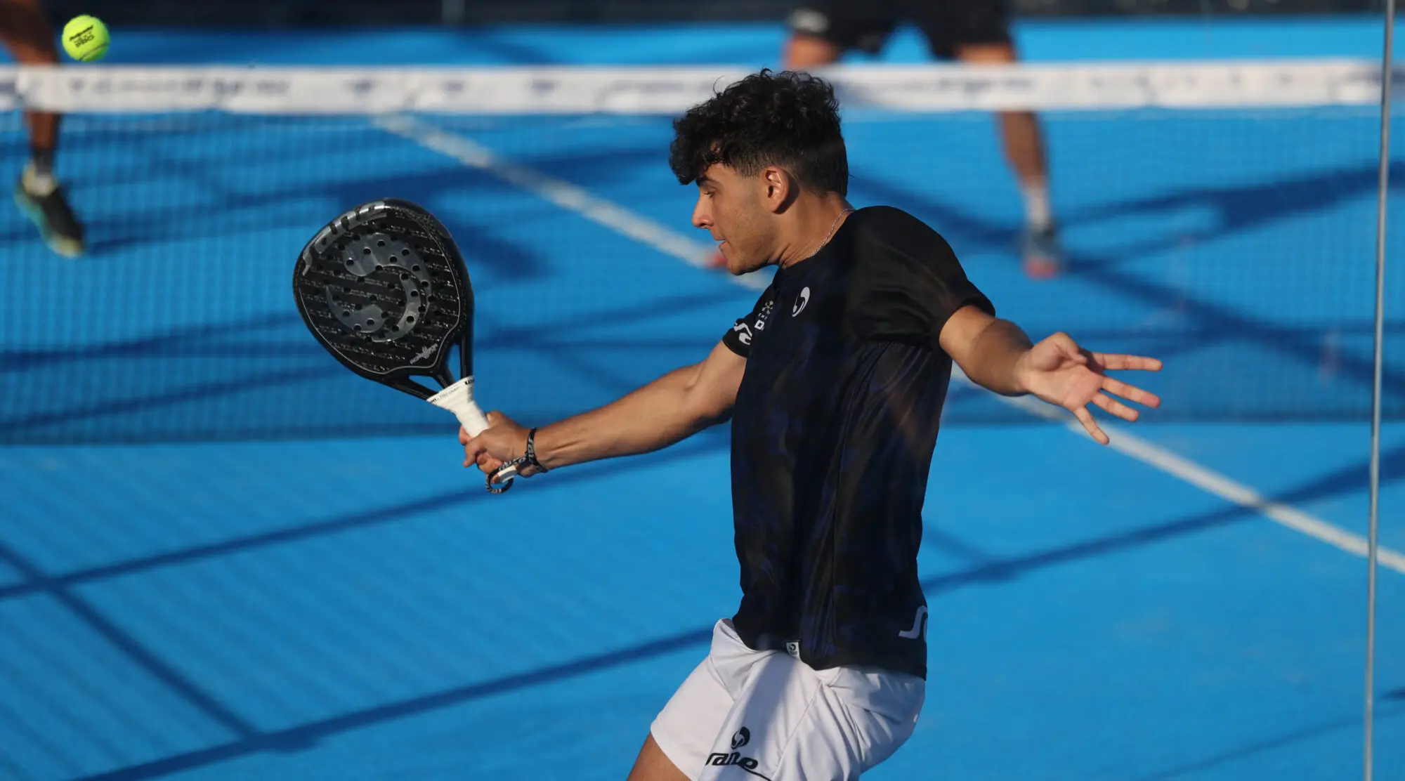 Alvaro Montiel : “Jouer professionnellement au padel est la meilleure chose qui me soit arrivée”