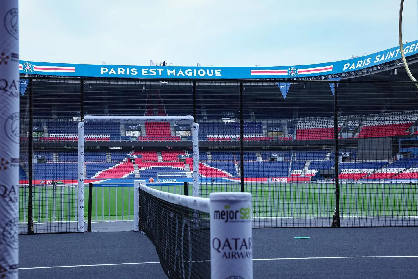 Le PSG propose une animation padel au Parc des Princes