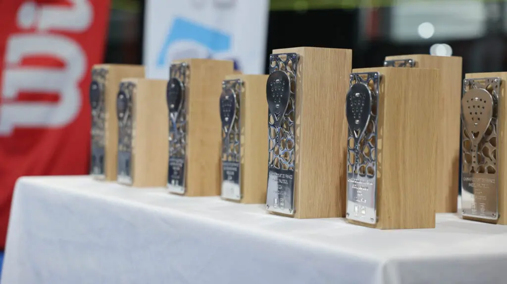 trofea puchary Mistrzostwa Francji 2024: Navarro / Vanlerberghe, Collombon / Godallier, Blanqué / Leygue