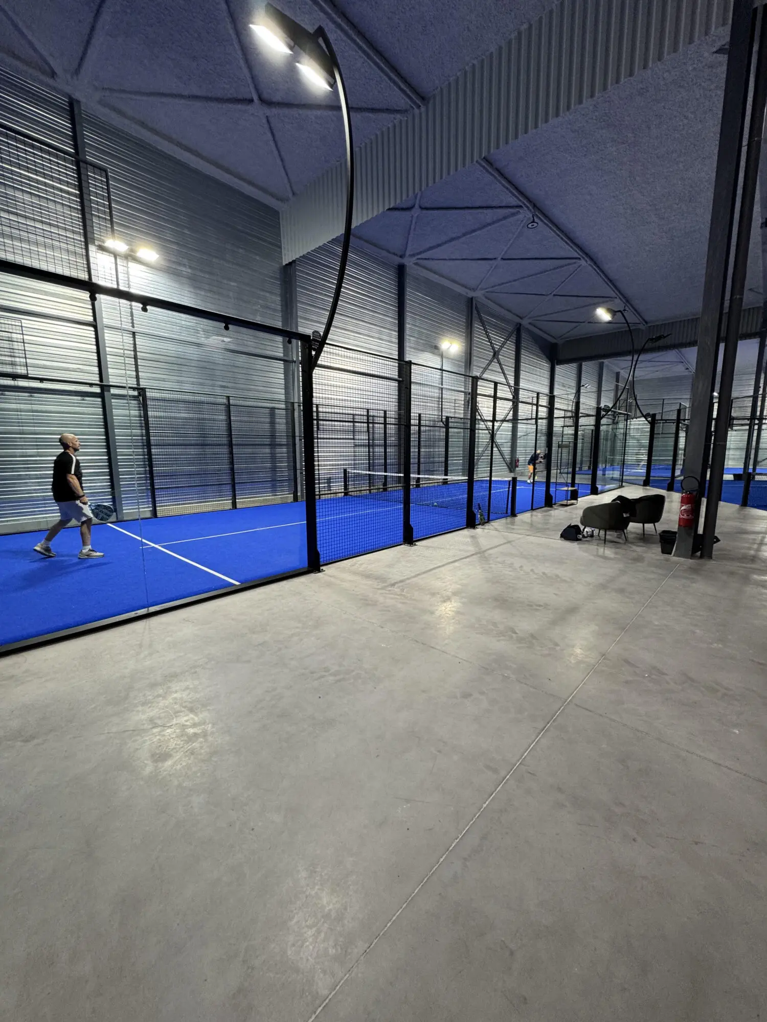 Le Smash Padel Club ouvre ses portes à Orléans : un complexe de padel d'exception