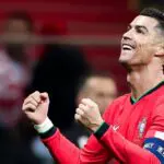 Cristiano Ronaldo célèbre son but en mimant un geste de padel !