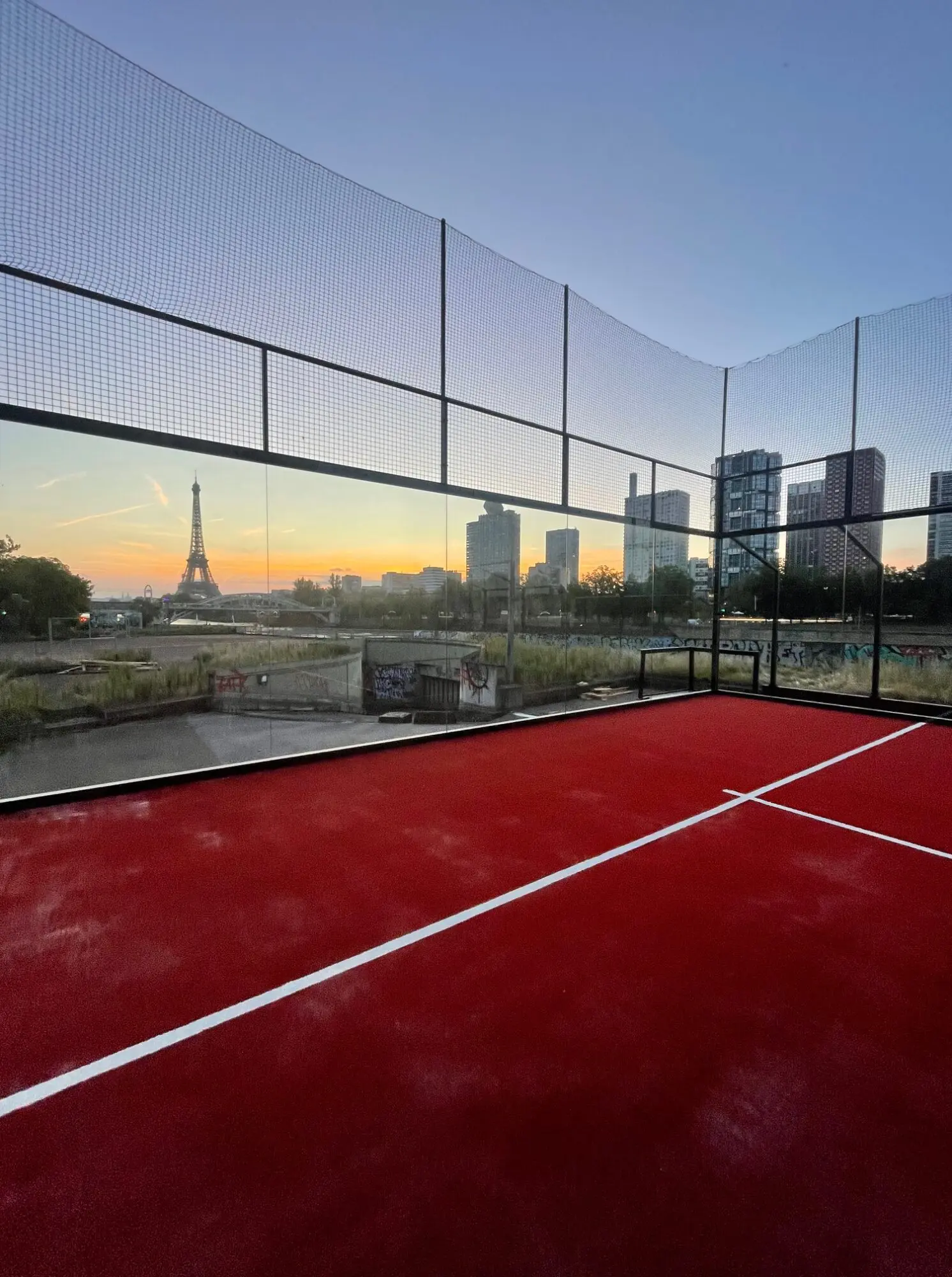 Paris padel tour eiffel