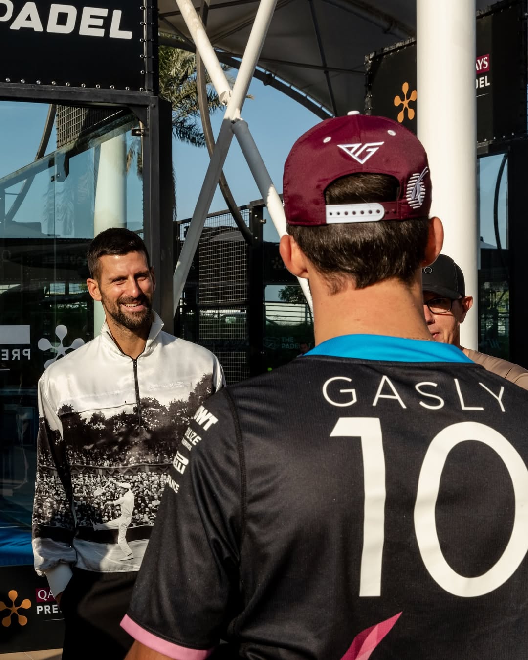 Même Novak Djokovic ne peut pas résister au padel !