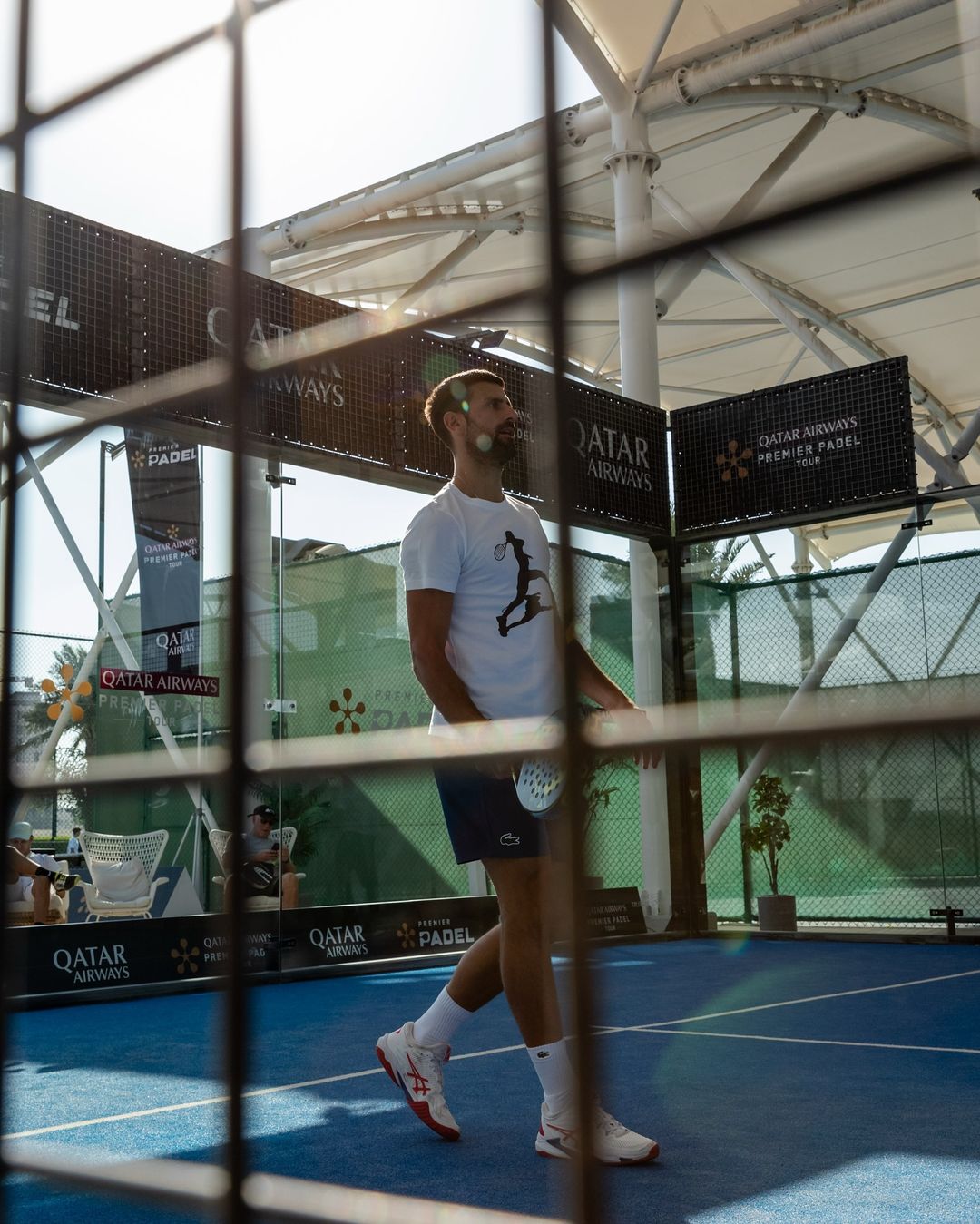 Même Novak Djokovic ne peut pas résister au padel !