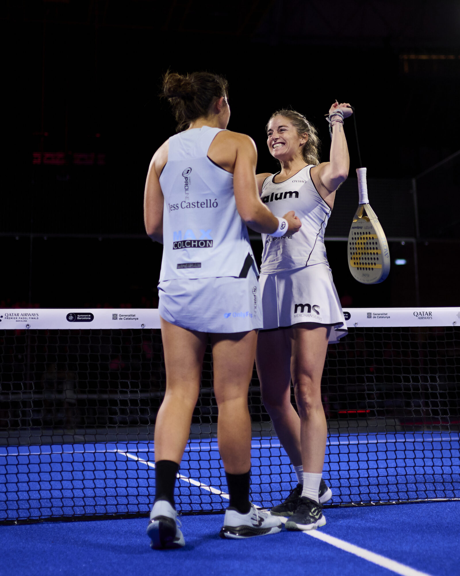 premier padel finals Salazar et Castelló s’imposent face à Ortega et Araújo et filent en demi-finales