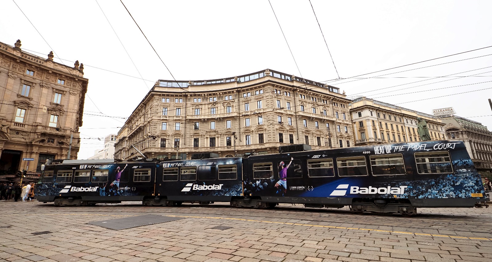 Babolat mise sur le tramway milanais pour marquer les esprits