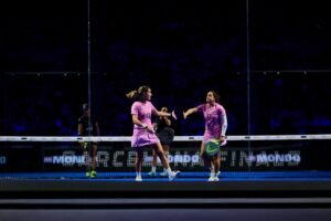 Premier Padel Finals : Sánchez et Josemaría font le travail face aux anciennes