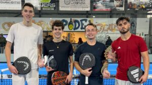 Photo des finalistes P1000 Clermont Padel Club