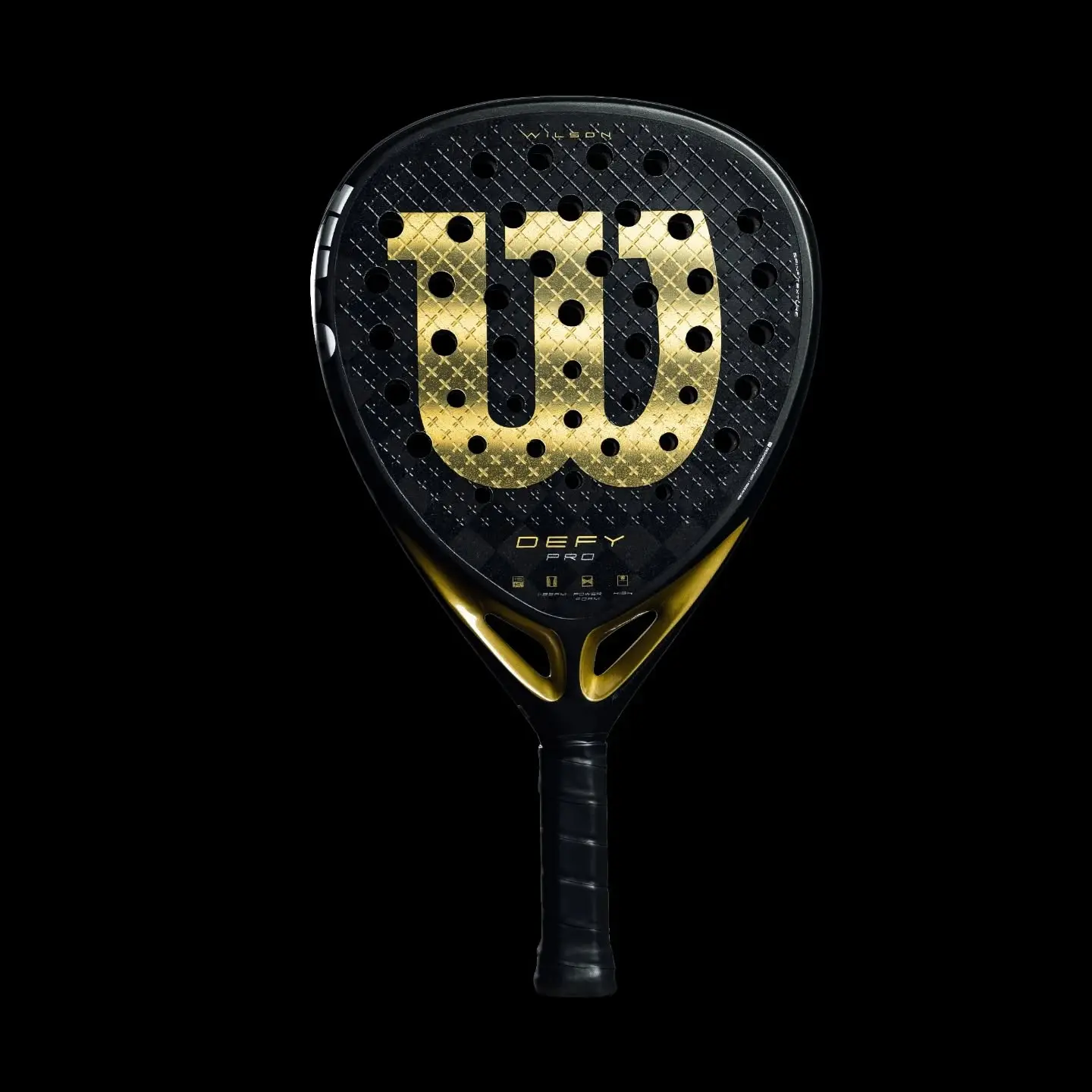 Defy ポートレート Wilson DEFY Pro V.1 レビュー: 期待を裏切る新しい攻撃的ラケット | Padel Magazine Defy ポートレート ウィルソン DEFY Pro V.1 レビュー: 期待を裏切る新しい攻撃用ラケット