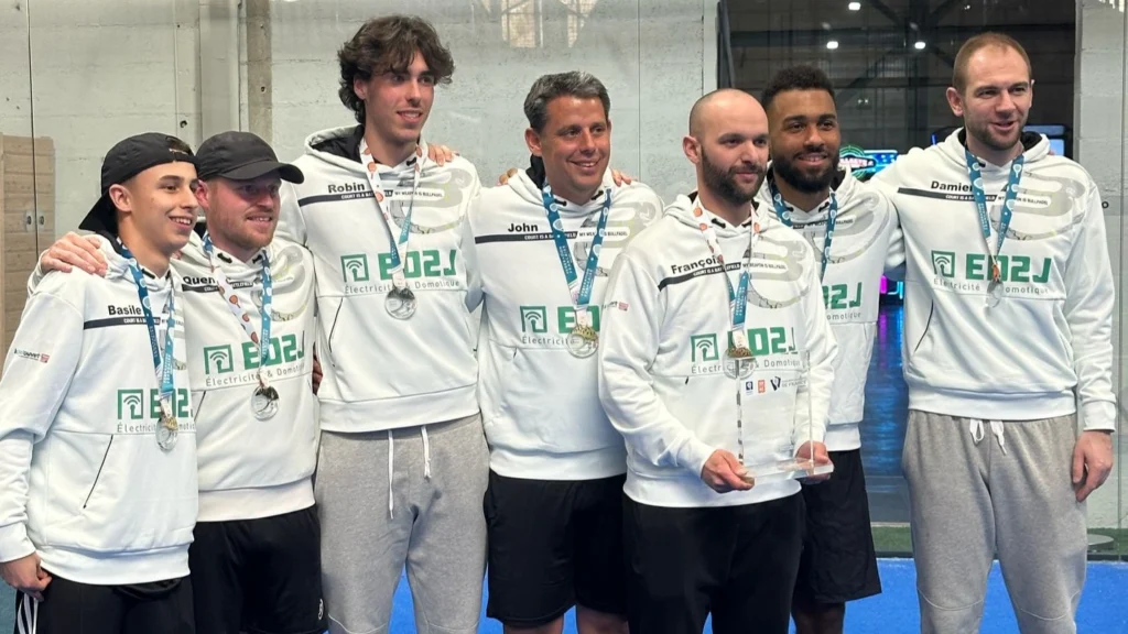 Interclub - Spirito Padel vince contro 4Padel Strasburgo e convalida il biglietto per la N1 | Padel Magazine Interclub - Spirito Padel vince contro 4Padel Strasburgo e convalida il suo biglietto per la N1
