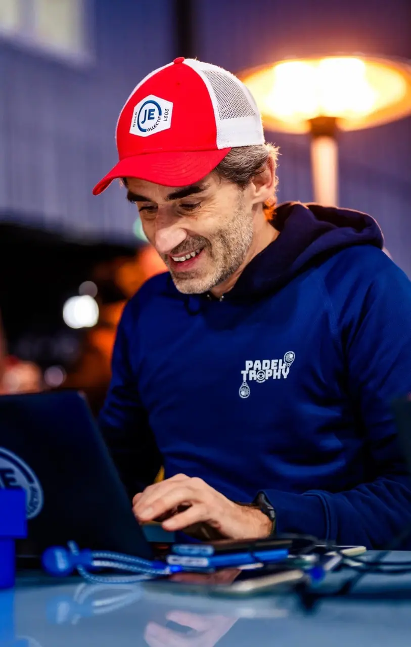 Padel Trophy Solidaire: wydarzenie sportowe i solidarnościowe Padel33 z Brugii | Padel Magazine Padel Trophy Solidaire: wydarzenie sportowe i solidarnościowe Padel33 z Brugii