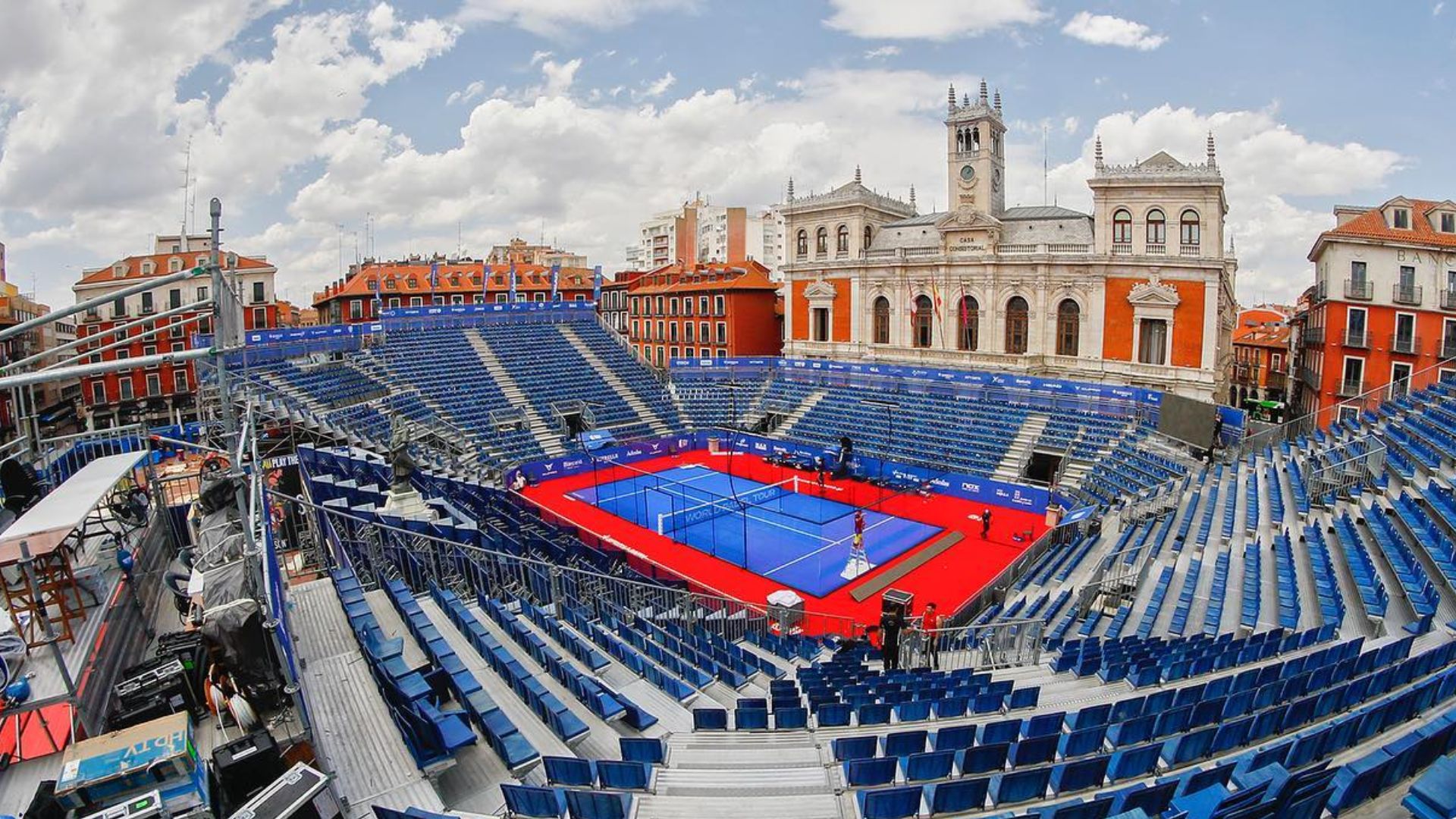 Le padel revient sur la mythique Plaza Mayor de Valladolid