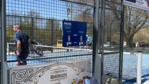 Pourquoi imposer les panneaux de scoring à tous les tournois de padel ?