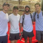丹尼尔·里卡多 (Daniel Ricciardo) 从阴影中走出来...手里拿着板网球拍！