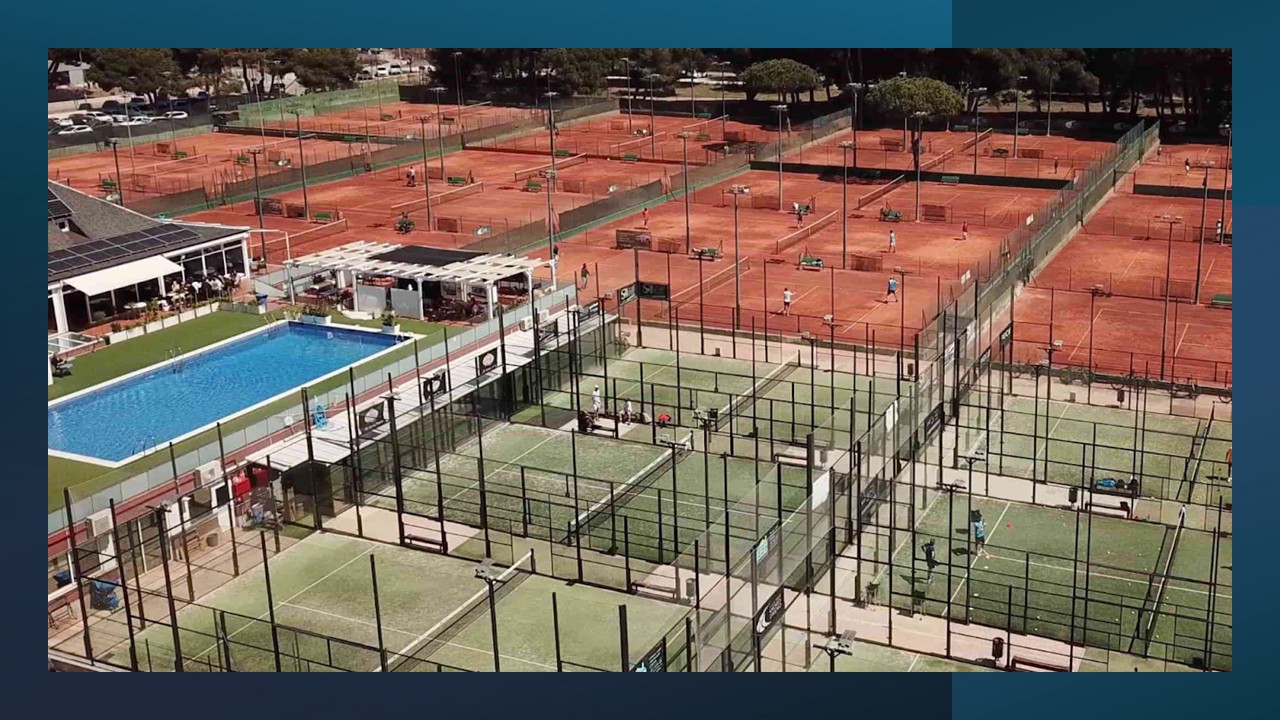 巴塞罗那卡斯特尔德费尔斯 (Castelldefels ossbarcelona) 的独特环境 | Padel Magazine 巴塞罗那卡斯特尔德费尔斯 (Castelldefels ossbarcelona) 的独特环境