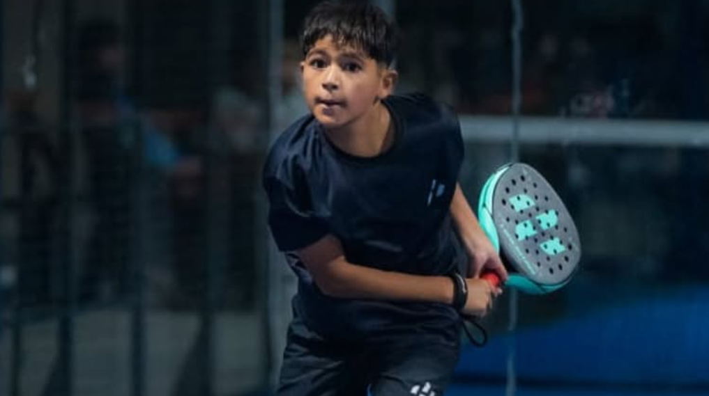 Máximo Maza, 11 ans, plus jeune joueur du Mondial junior de padel