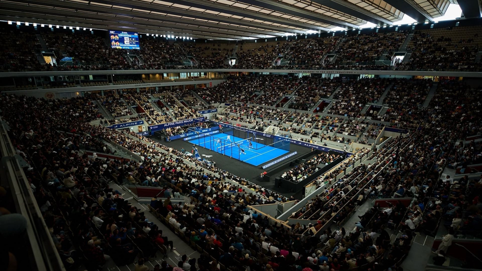 Le padel : un sport de loisir, un débat qui n’a pas lieu d’être ?