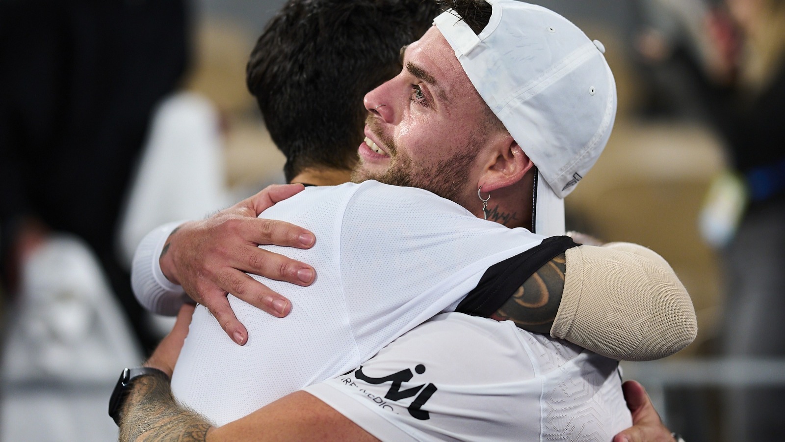Sanyo en larmes, Alfonso stratosphérique : Di Nenno et Augsburger déjà dehors à Paris