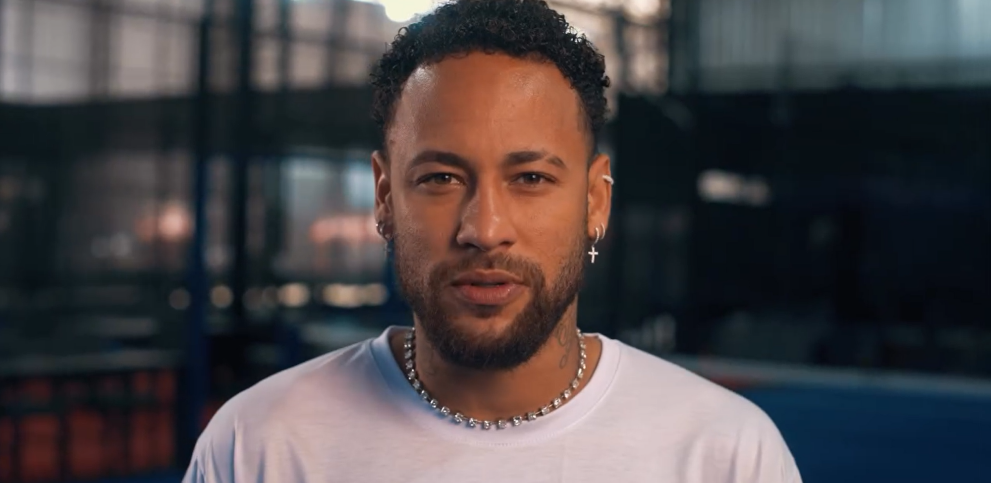 Neymar Jr. comença a jugar a pàdel! Un complex gegant de 14.000 m² al Brasil | Padel Magazine Neymar Jr. comença a jugar a pàdel! Un complex gegant de 14.000 m² al Brasil