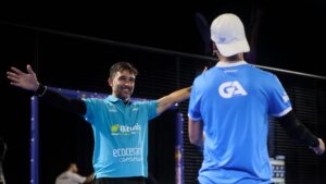 Rotterdam P1 : Sanyo / Alfonso font tomber Di Nenno / Augsburger dès les 8es