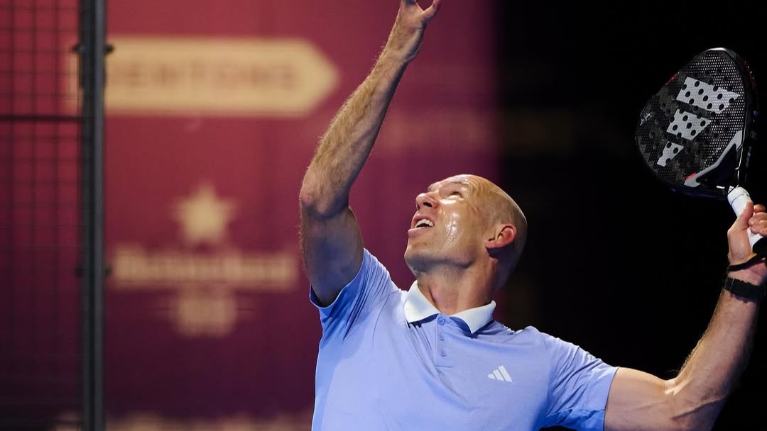 Arjen Robben, du couloir droit au court de padel : l’ancien crack du Bayern s’éclate au Rotterdam P1
