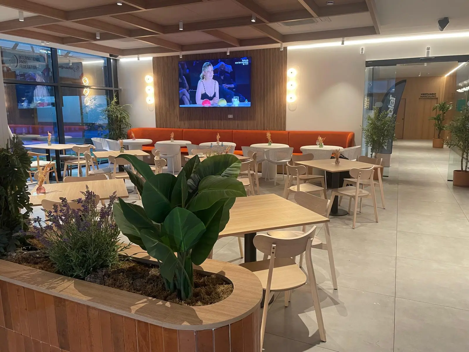 Valence, la ville où le padel ne dort jamais - Au cœur du plus grand club indoor du monde | Padel Magazine Valence, la ville où le padel ne dort jamais - Au cœur du plus grand club indoor du monde