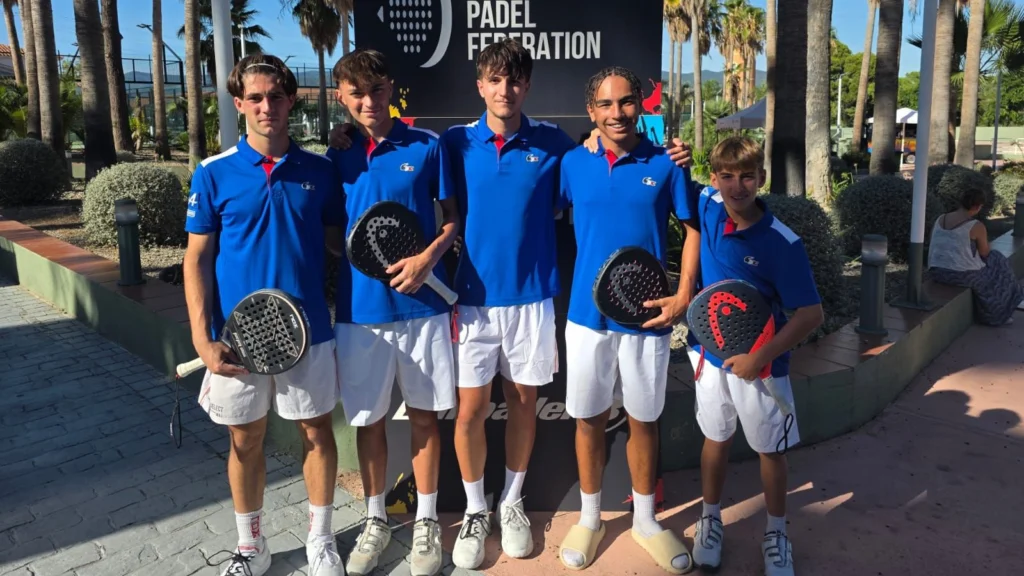 WhatsApp 画像 2025-10-02 232352_f2f50a19 | Padel Magazine ジュニア世界選手権: チーム マイ センターがフランス男子チームで優秀な成績を収めました!