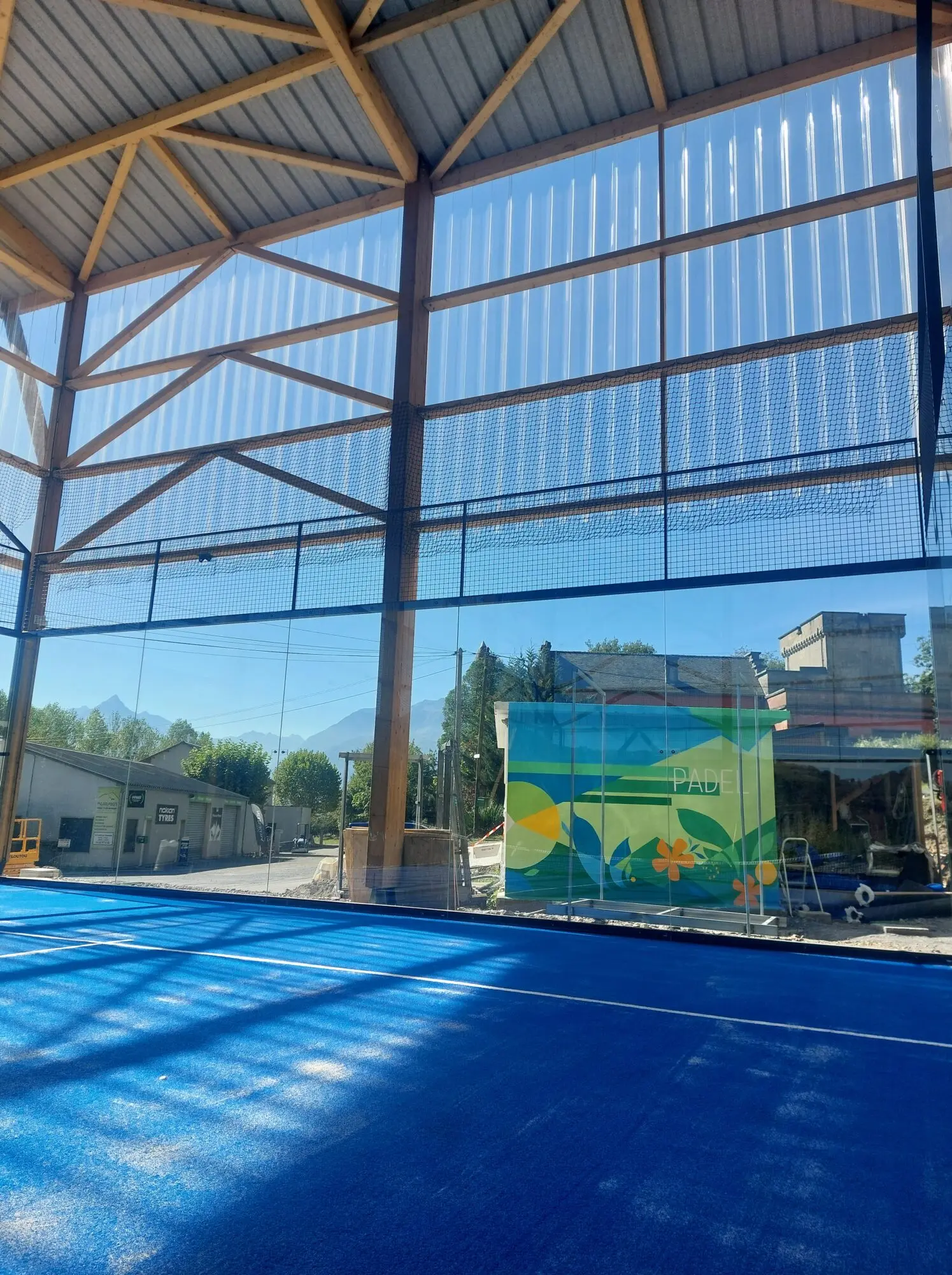 Un nouveau complexe de padel ouvre à Agos-Vidalos : Padel des Vallées lance son activité