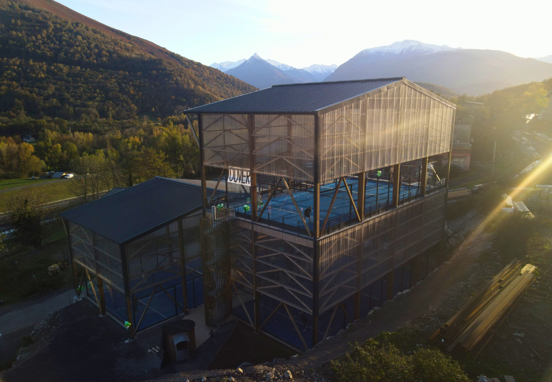 Un nouveau complexe de padel ouvre à Agos-Vidalos : Padel des Vallées lance son activité