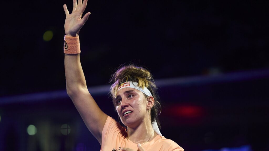 Dubaï P1 – Bea González / Claudia Fernández renversent Sánchez / Josemaría et bouleversent la course à la première place mondiale | Padel Magazine Dubaï P1 – Bea González / Claudia Fernández renversent Sánchez / Josemaría et bouleversent la course à la première place mondiale