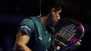 Chingotto e a raquete mágica: o Bullpadel O reinado de terror de Milão continua!