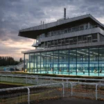 Casa Padel : le club de padel indoor de 12 pistes au cœur du projet global de l’hippodrome de Maisons-Laffitte | Padel Magazine Casa Padel : le club de padel indoor de 12 pistes au cœur du projet global de l’hippodrome de Maisons-Laffitte