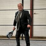 François Hollande sessaie au padel pour inaugurer le nouveau club Padel by Self à Tulle | Padel Magazine François Hollande s’essaie au padel pour inaugurer le nouveau club Padel by Self à Tulle