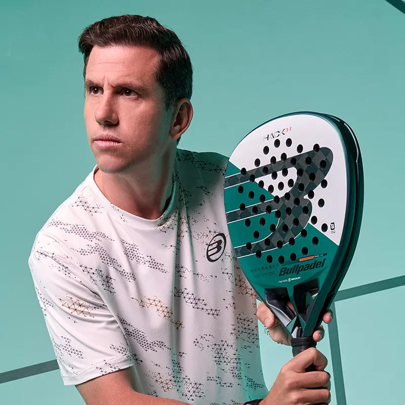 Hackeraggio 04 | Padel Magazine Hack 04 bullpadel