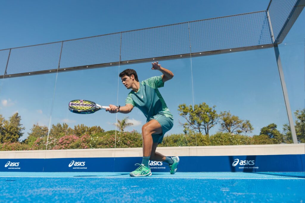 ASICS présente la SONICSMASH™ FF, une nouvelle chaussure dédiée au padel